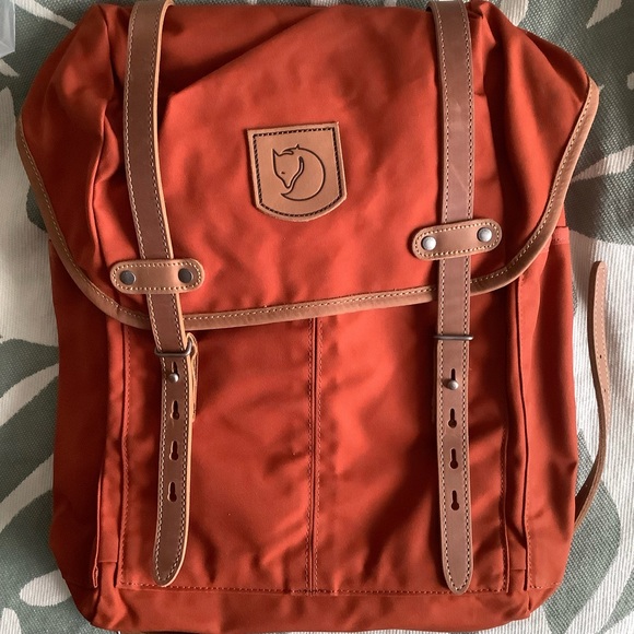 Fjallraven Other - BNWT Fjällräven Rucksack Medium No.21, Autumn leaf, G-1000 UNISEX, with leather